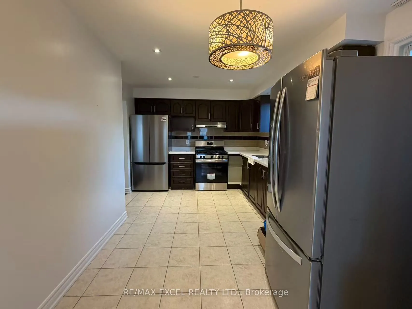 4 Lawnmere Crescent #Main Level