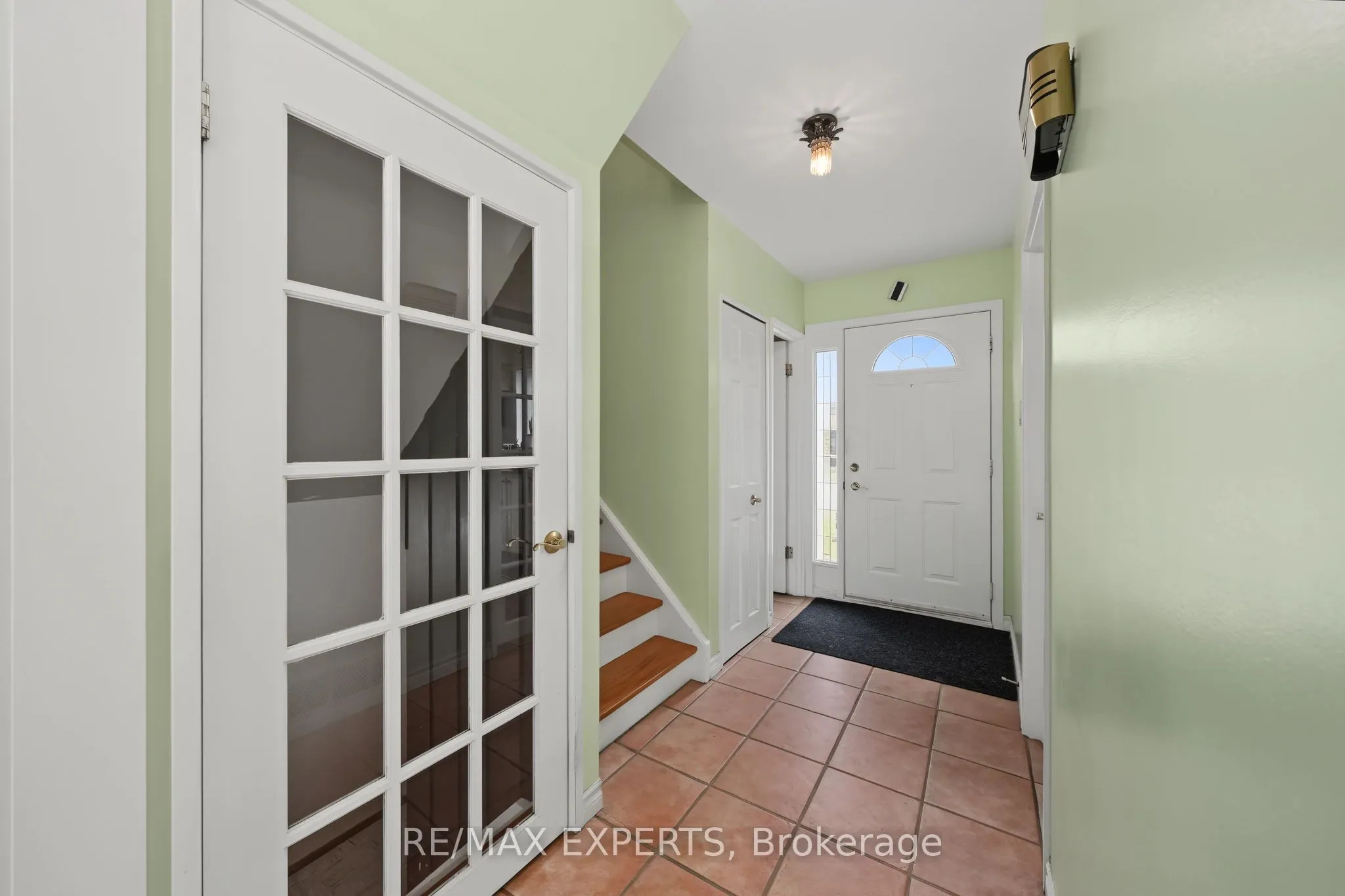 71 Dogwood Crescent