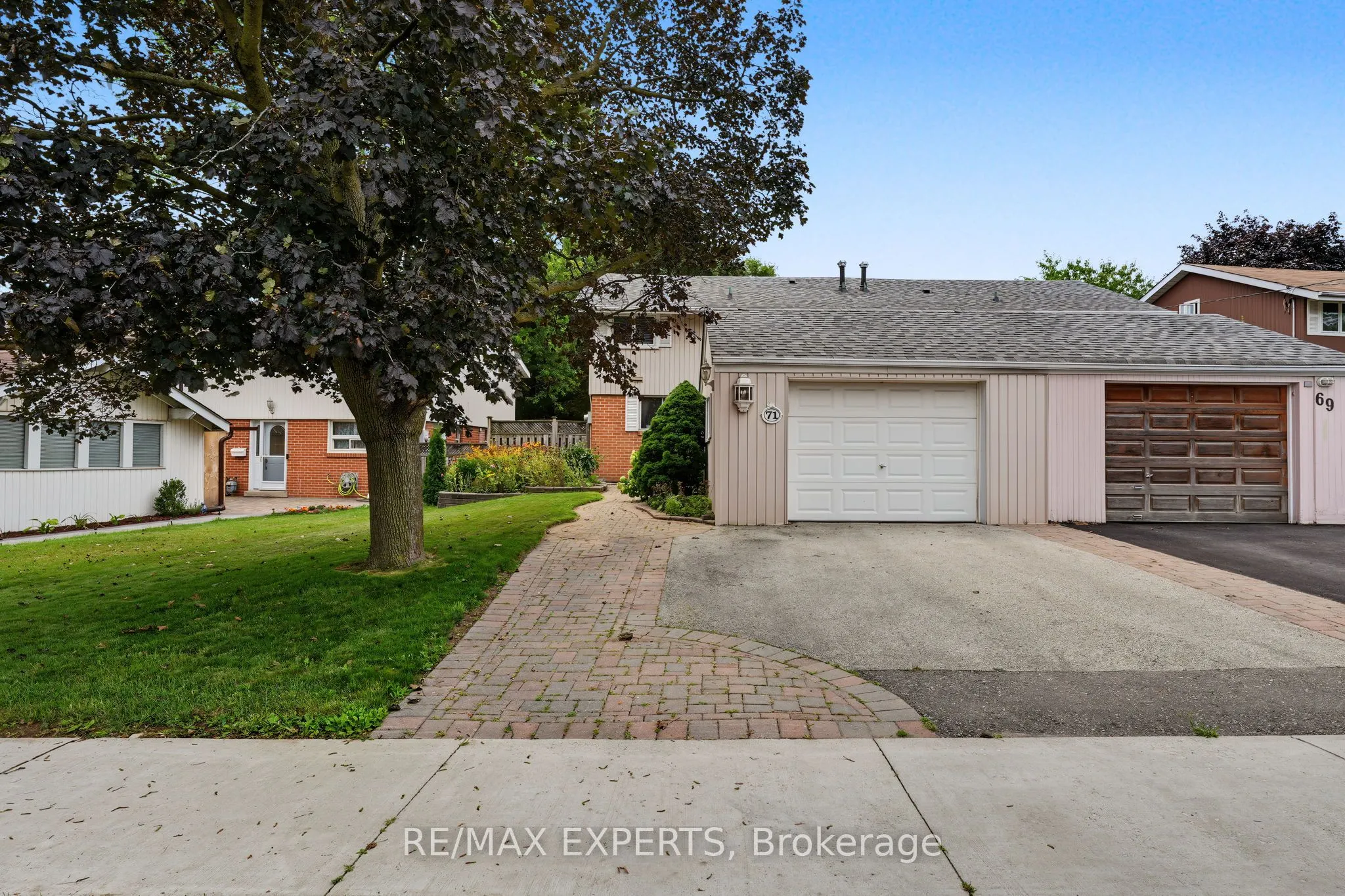 71 Dogwood Crescent