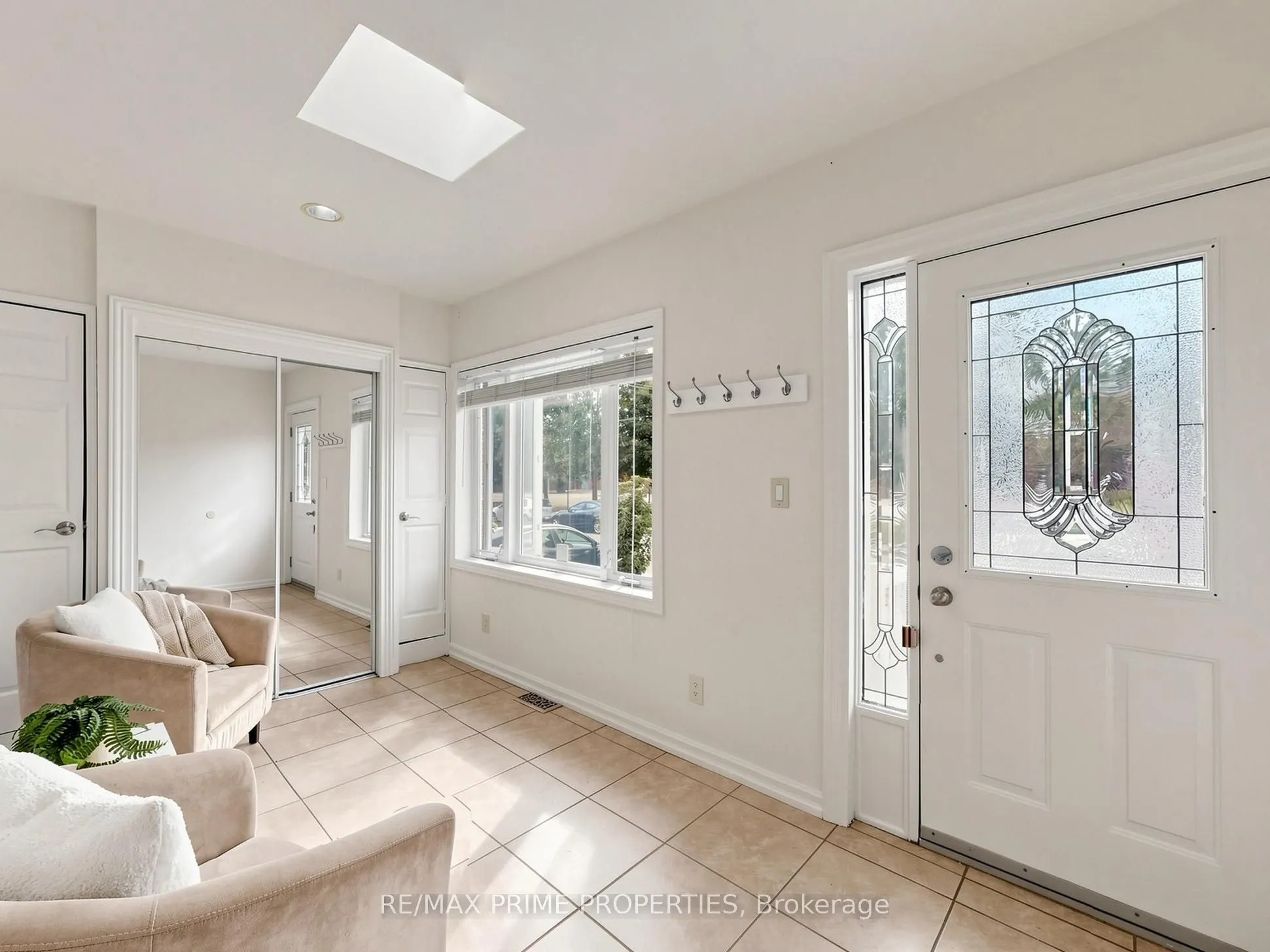 18 Dentonia Park Avenue