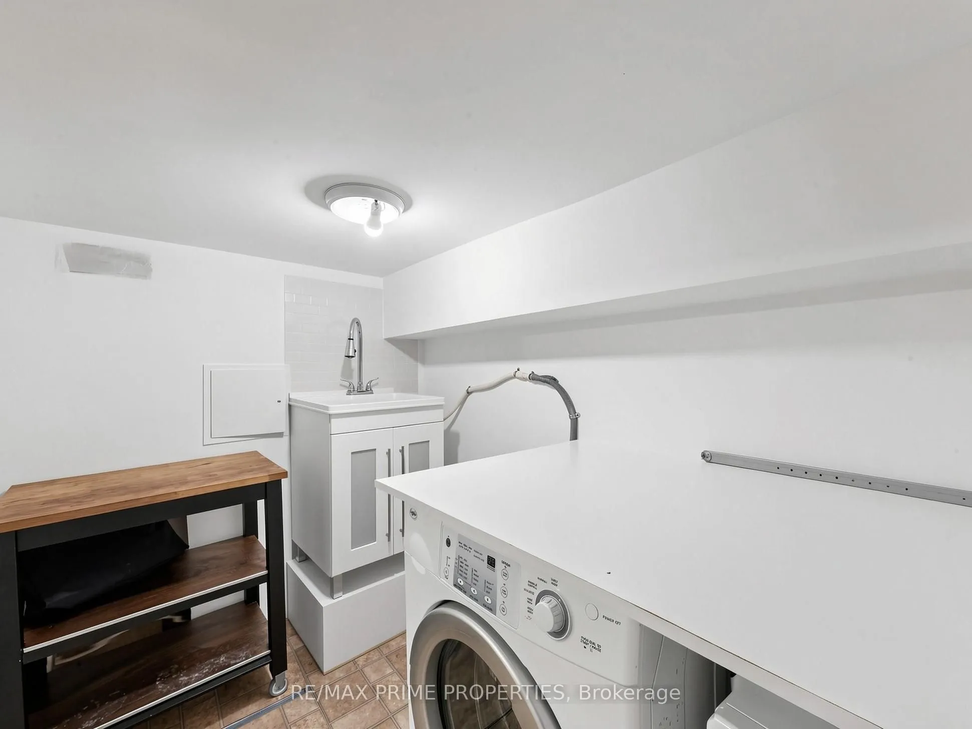 18 Dentonia Park Avenue