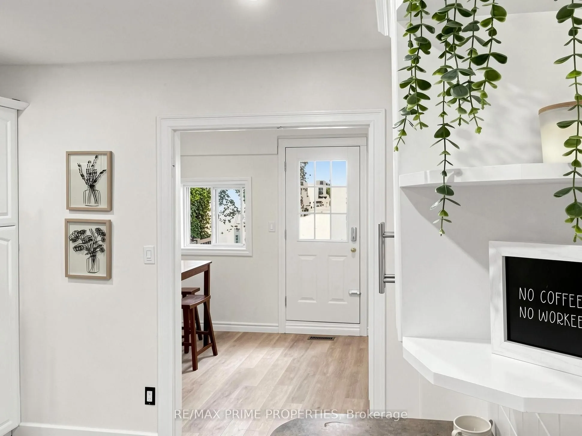 18 Dentonia Park Avenue