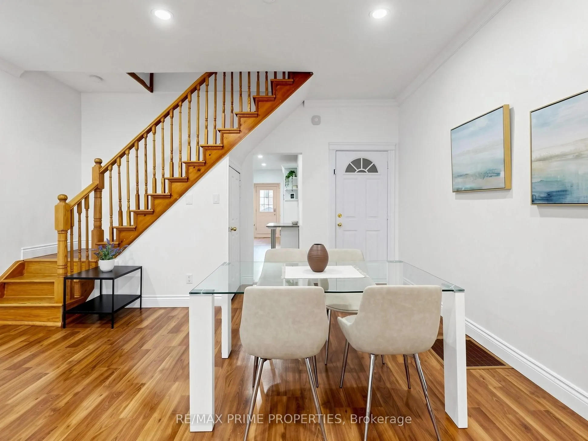 18 Dentonia Park Avenue
