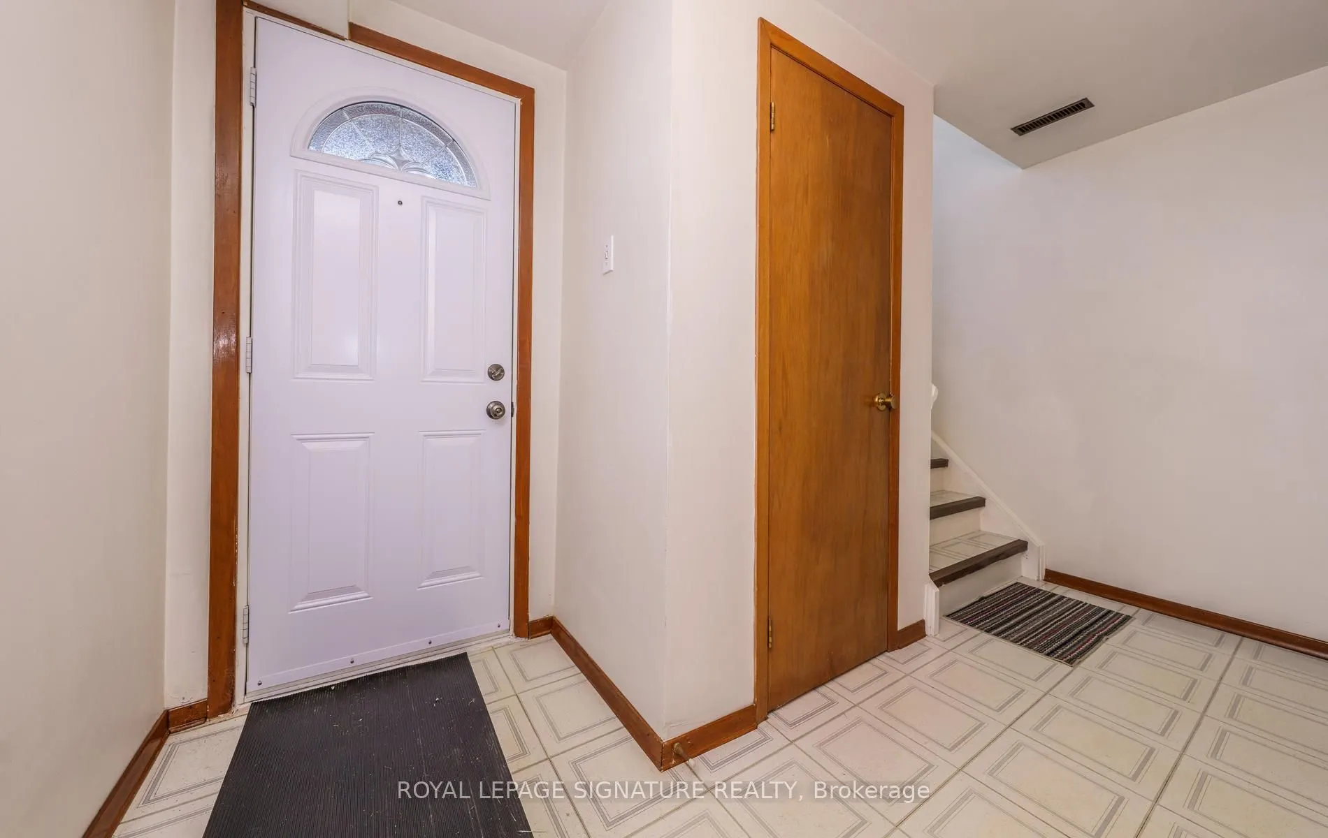 57 Darnborough Way
