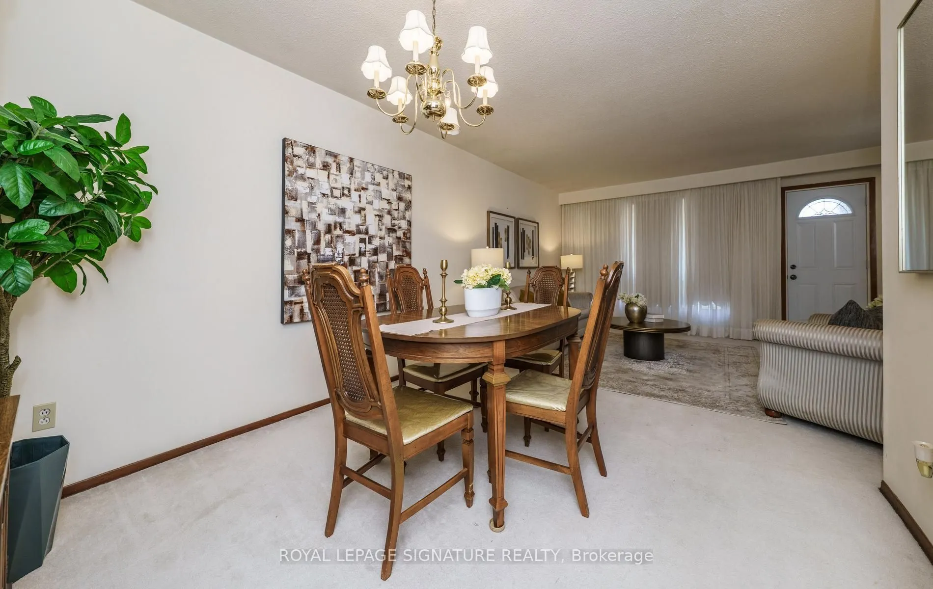 57 Darnborough Way