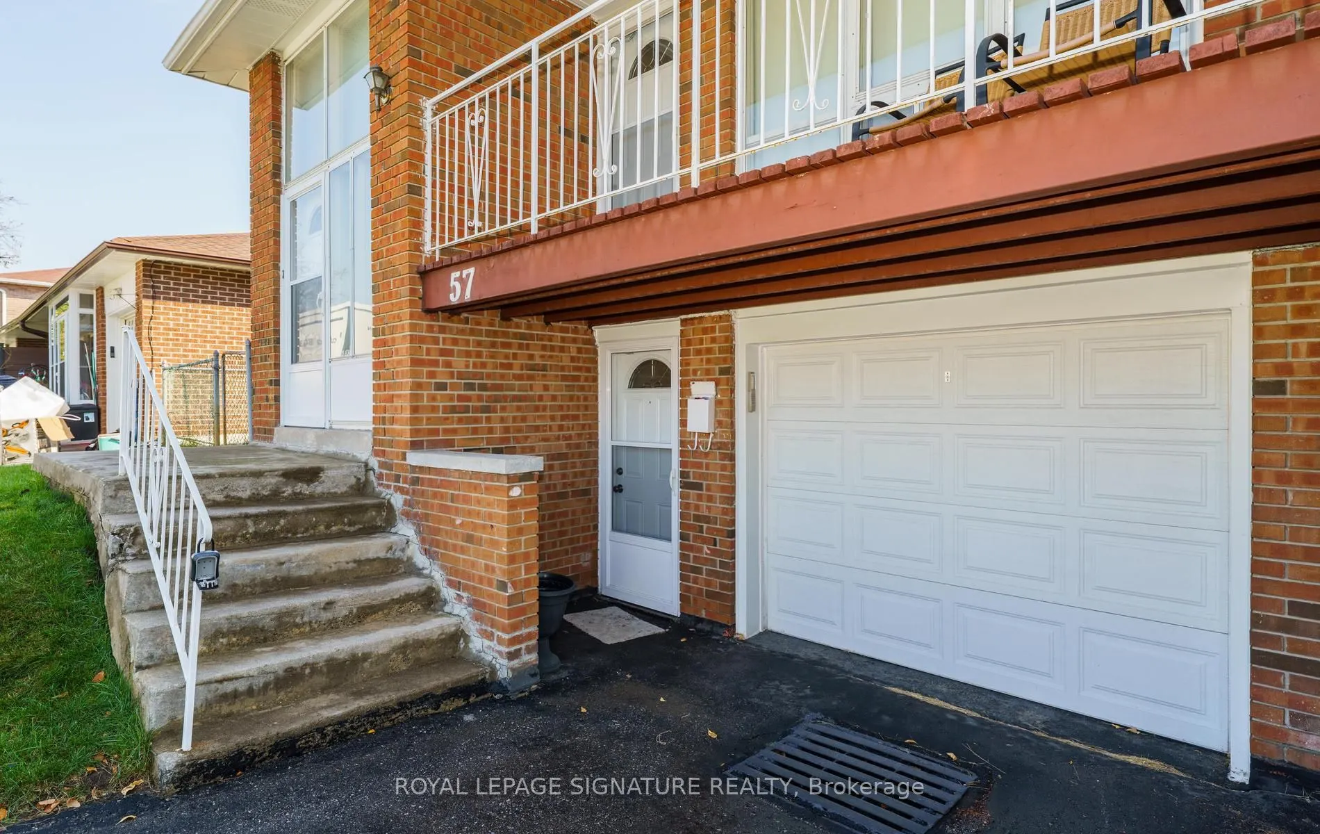 57 Darnborough Way