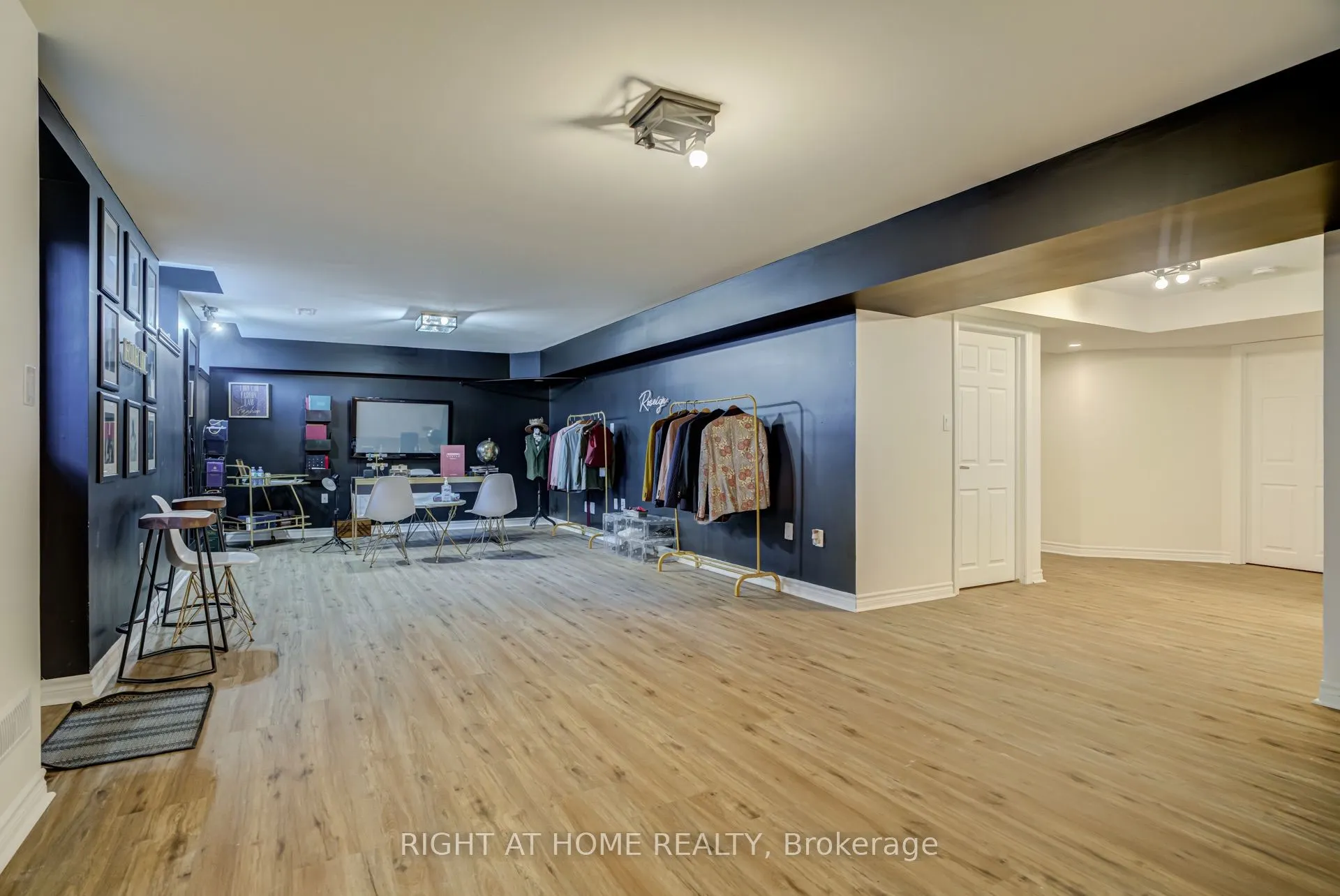 171 Crombie Street