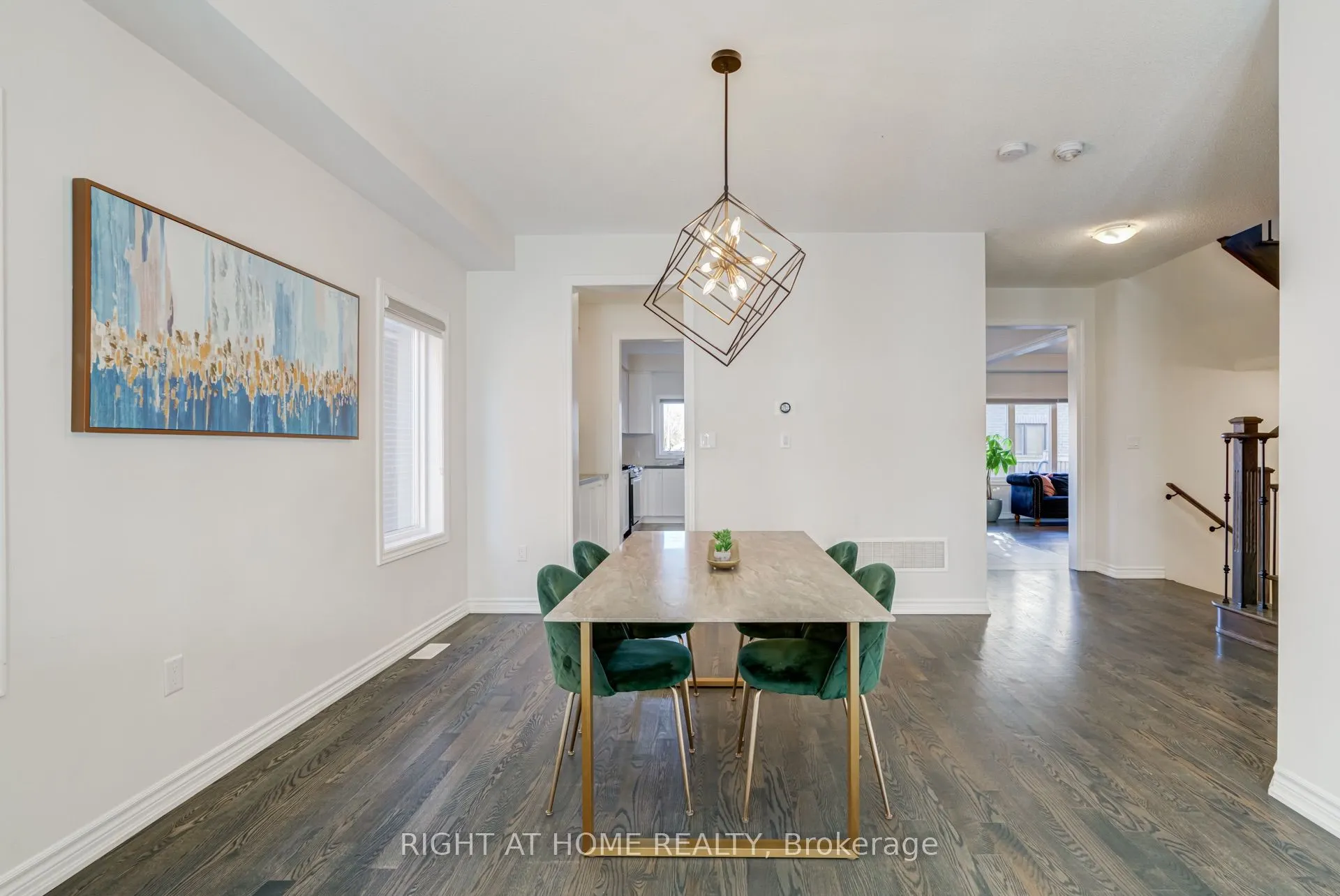 171 Crombie Street