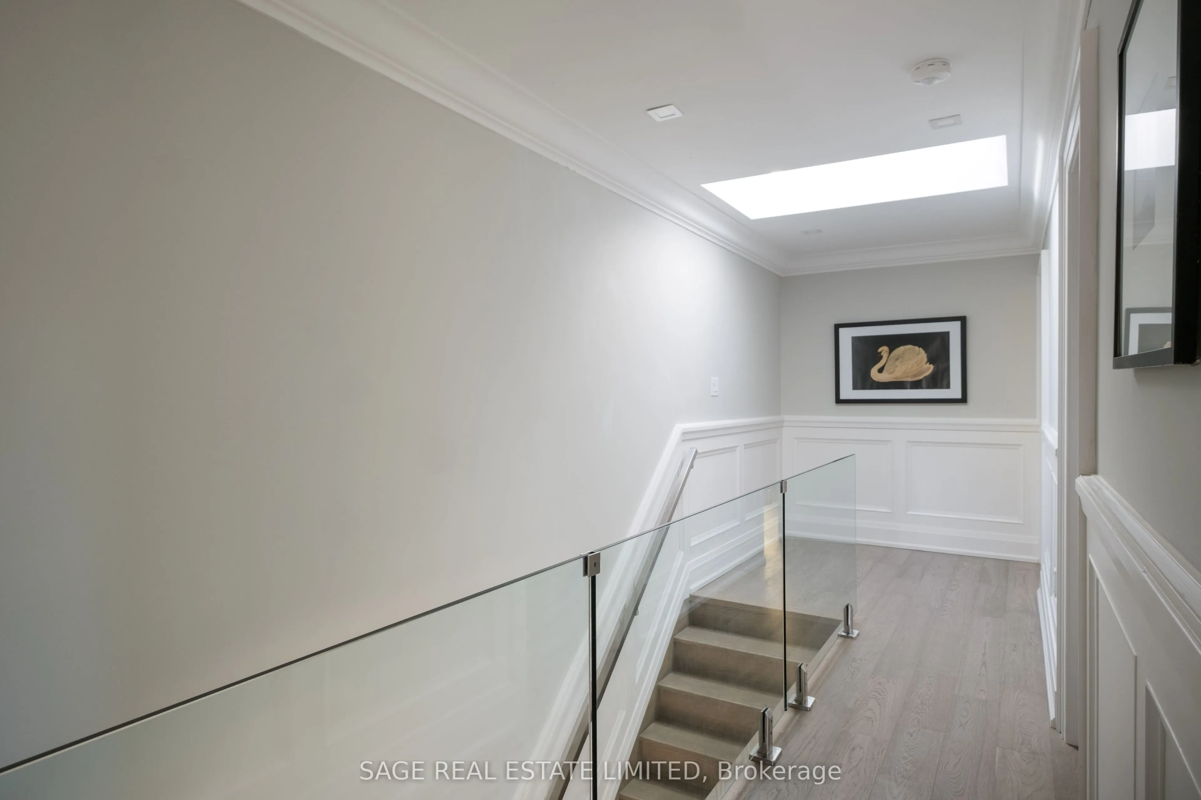 60 Rhydwen Avenue
