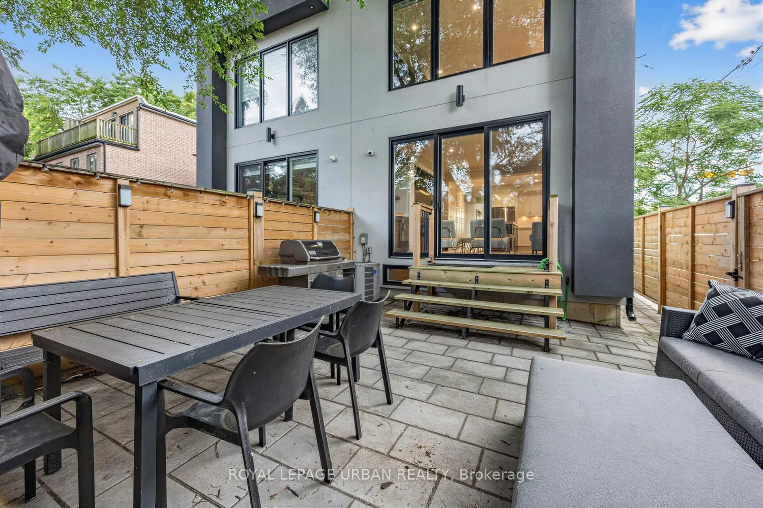 287 Glebemount Avenue