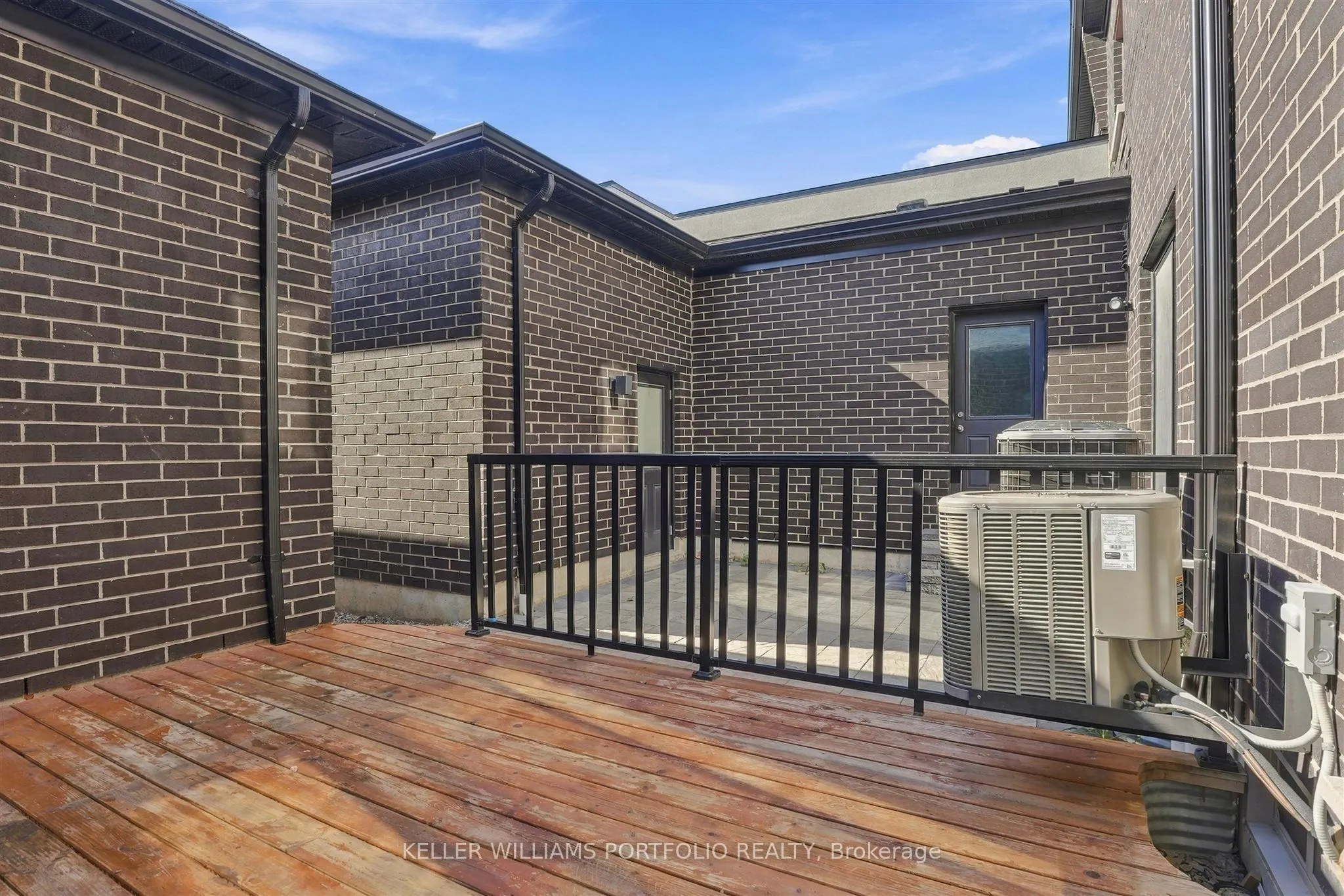 200 Coronation Road