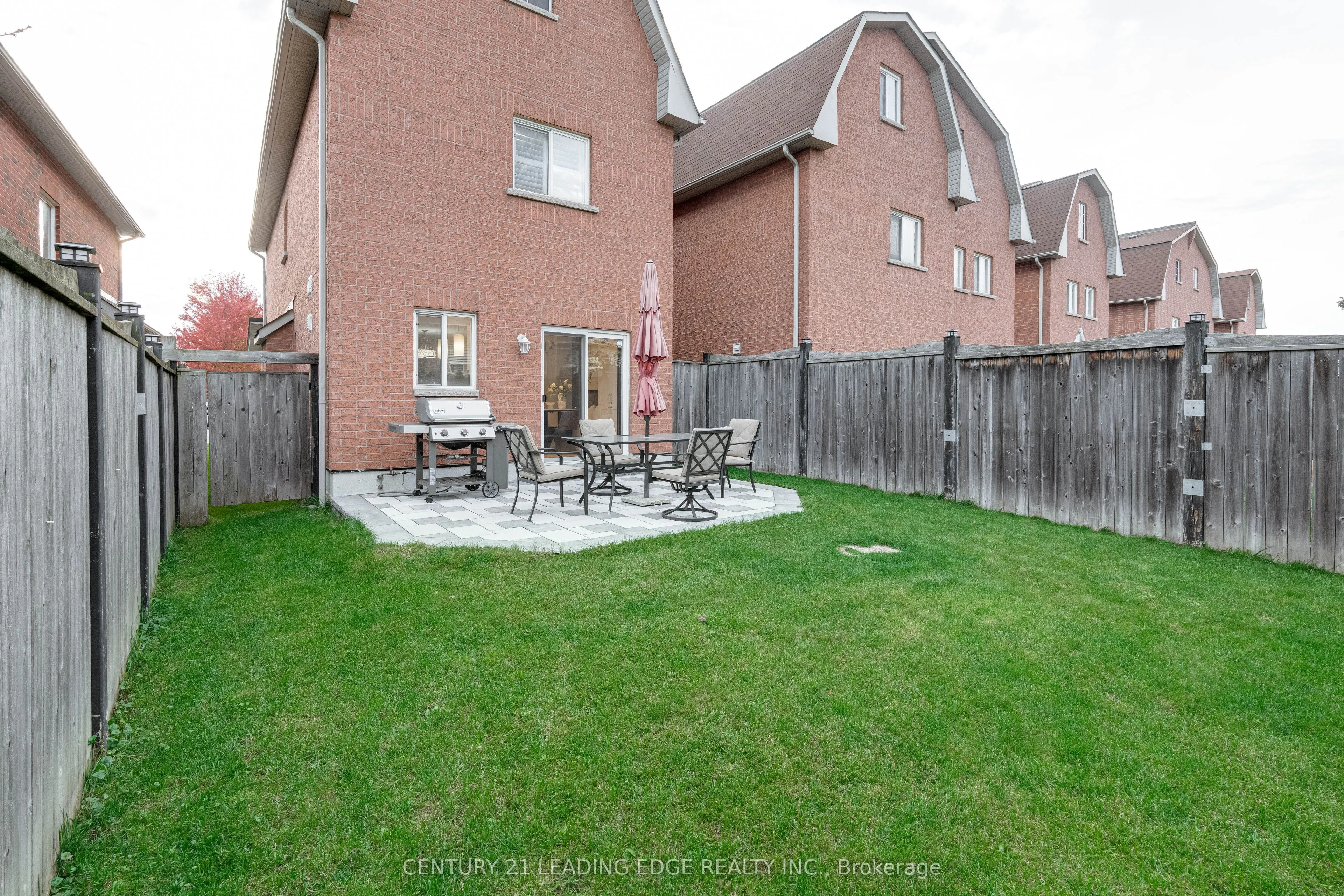 33 Neill Avenue