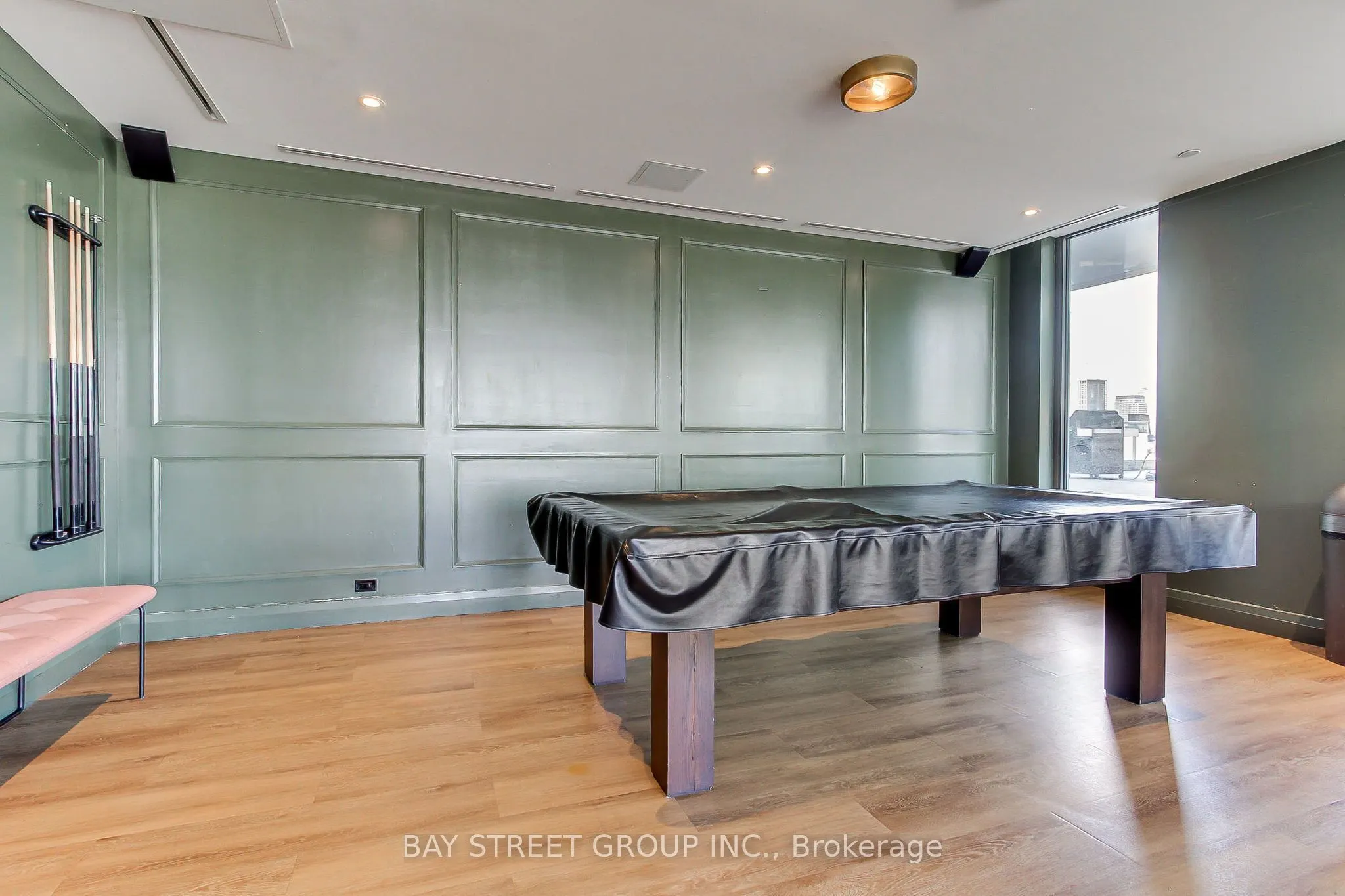 30 baseball Place #708
