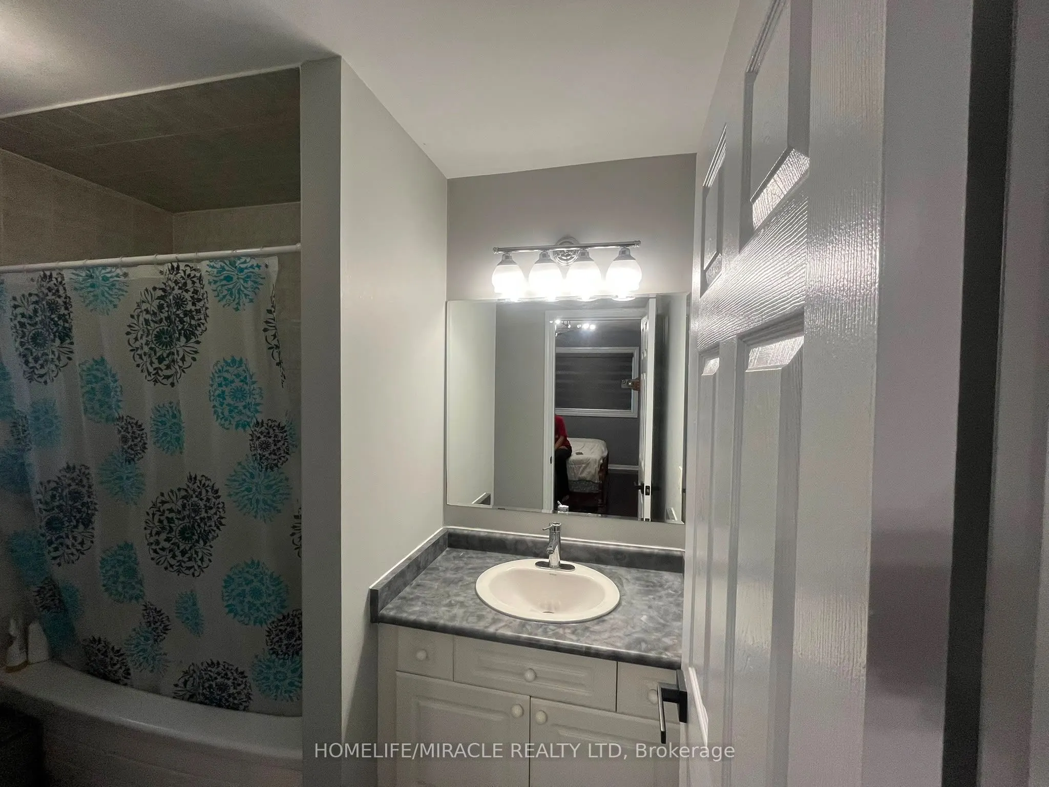 29 Hummingbird Drive