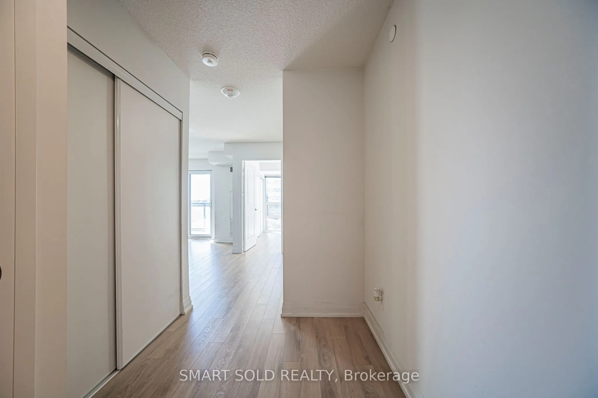 20 Meadowglen Place #329