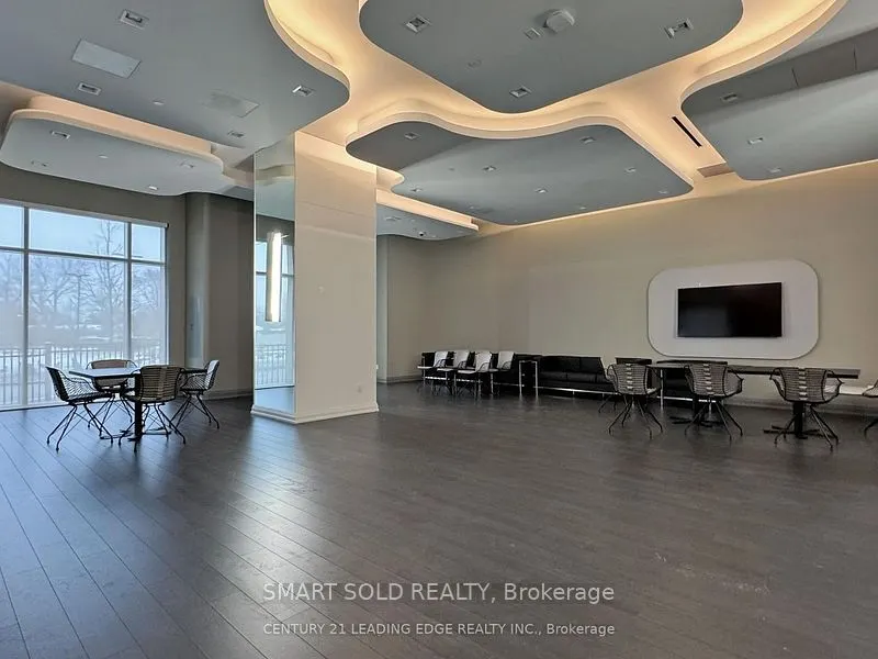 20 Meadowglen Place #329