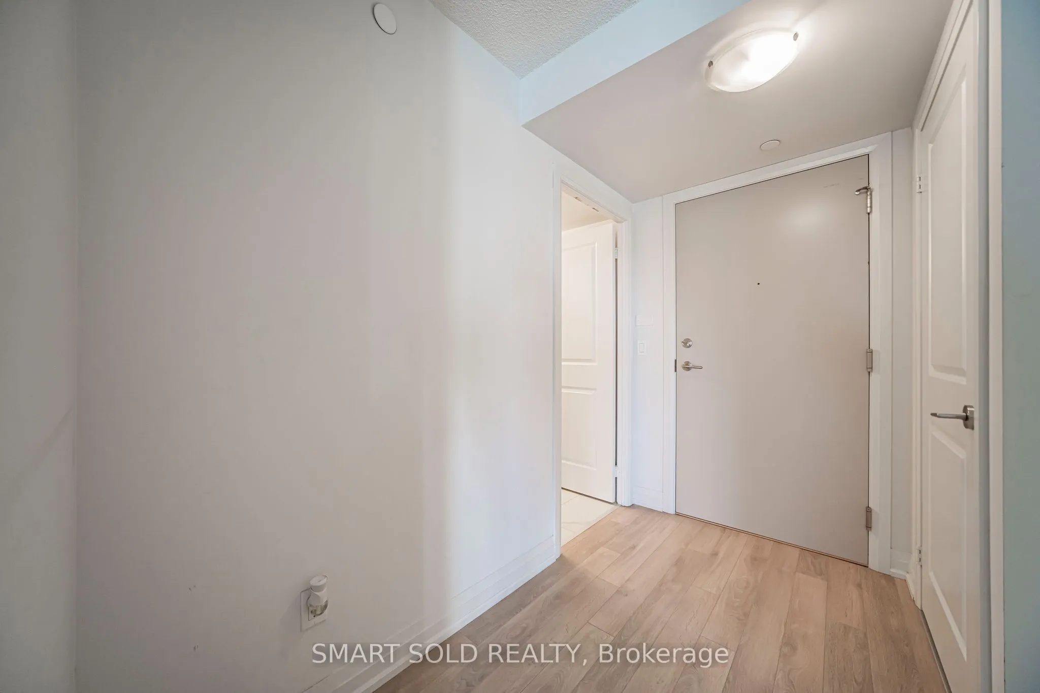 20 Meadowglen Place #329