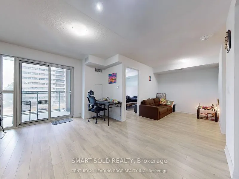 20 Meadowglen Place #329