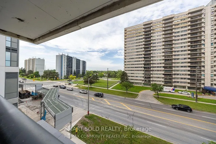 20 Meadowglen Place #329