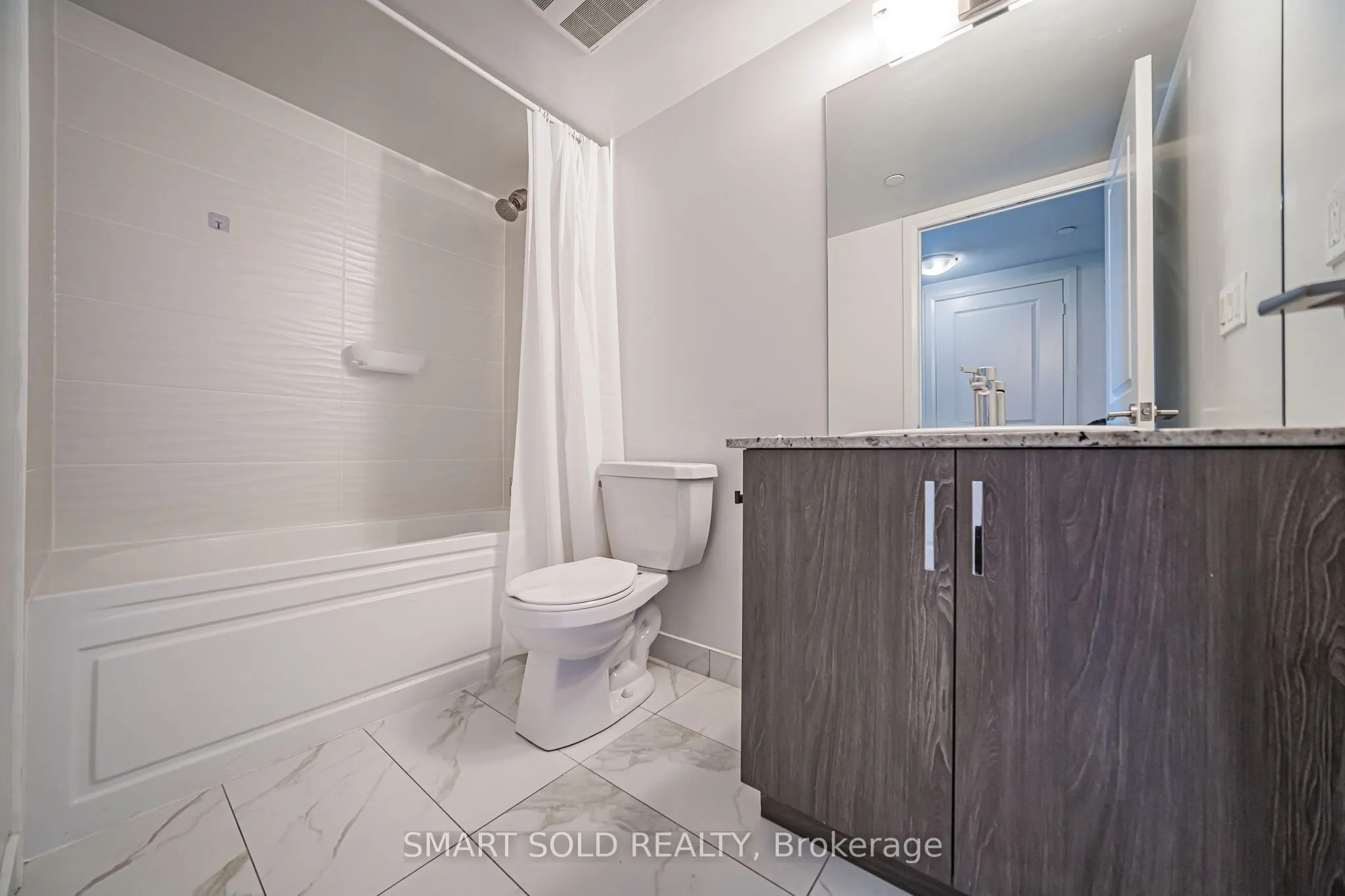 20 Meadowglen Place #329