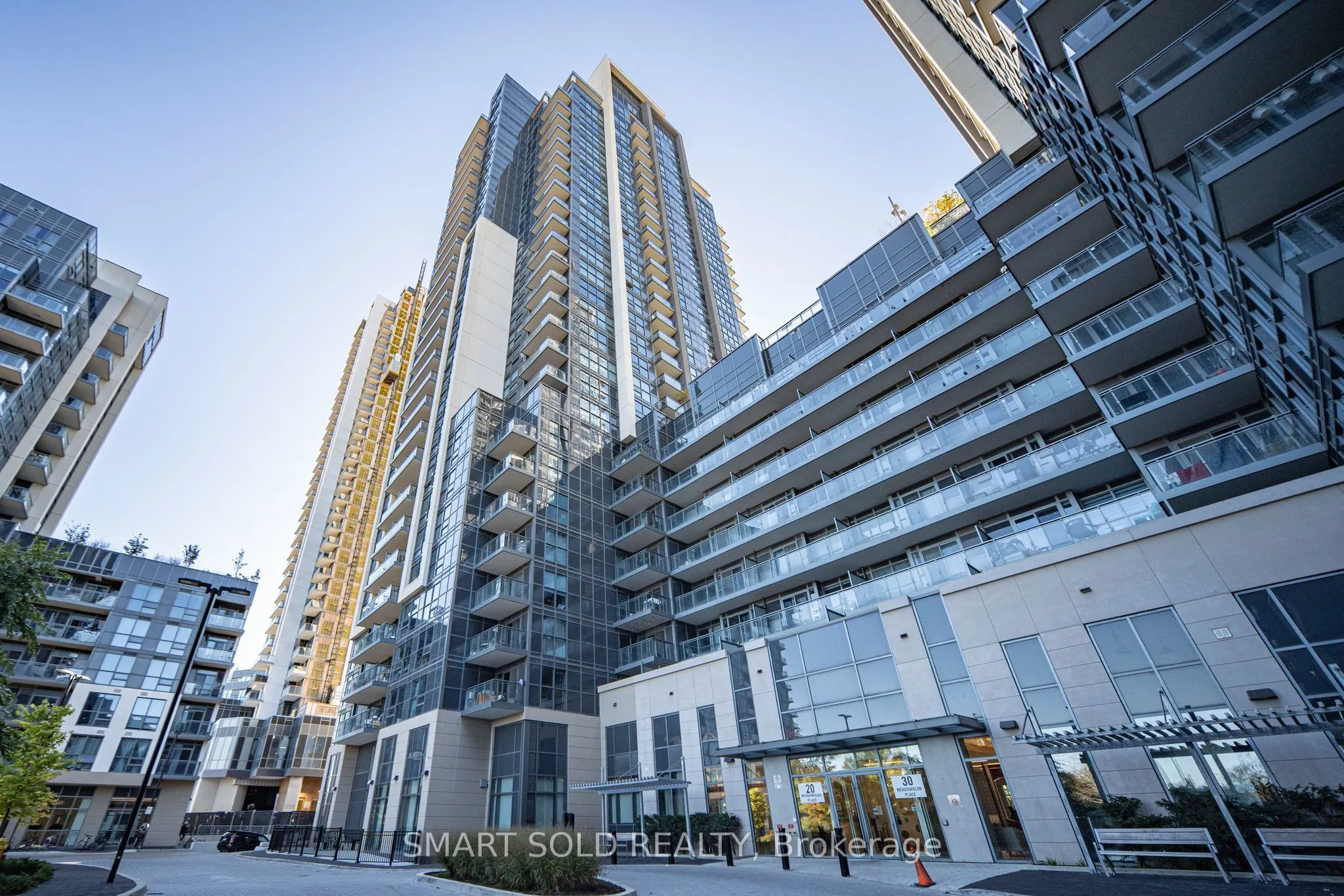20 Meadowglen Place #329