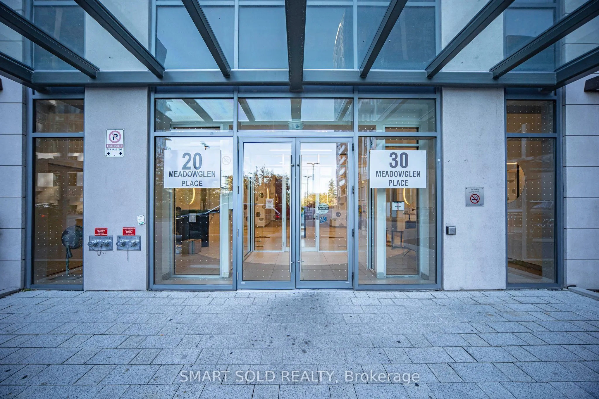 20 Meadowglen Place #329