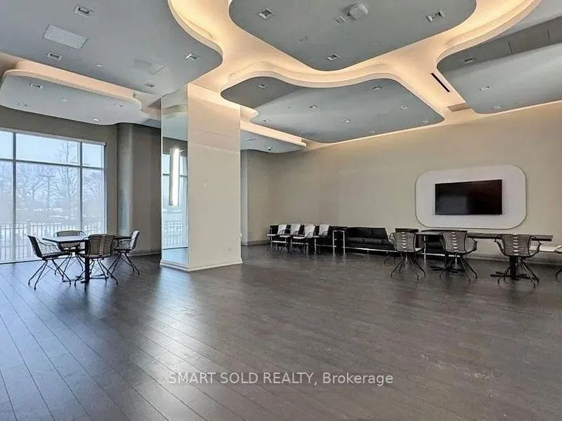20 Meadowglen Place #329