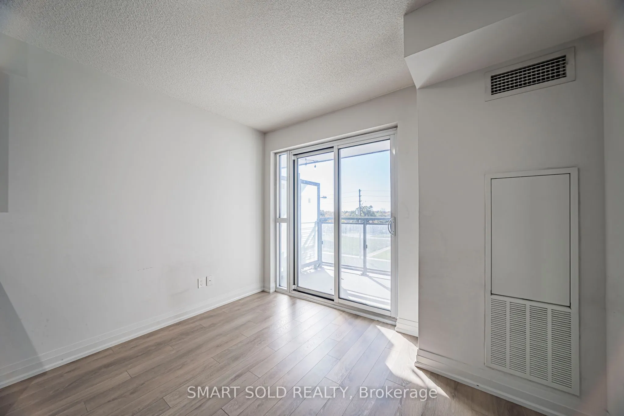 20 Meadowglen Place #329