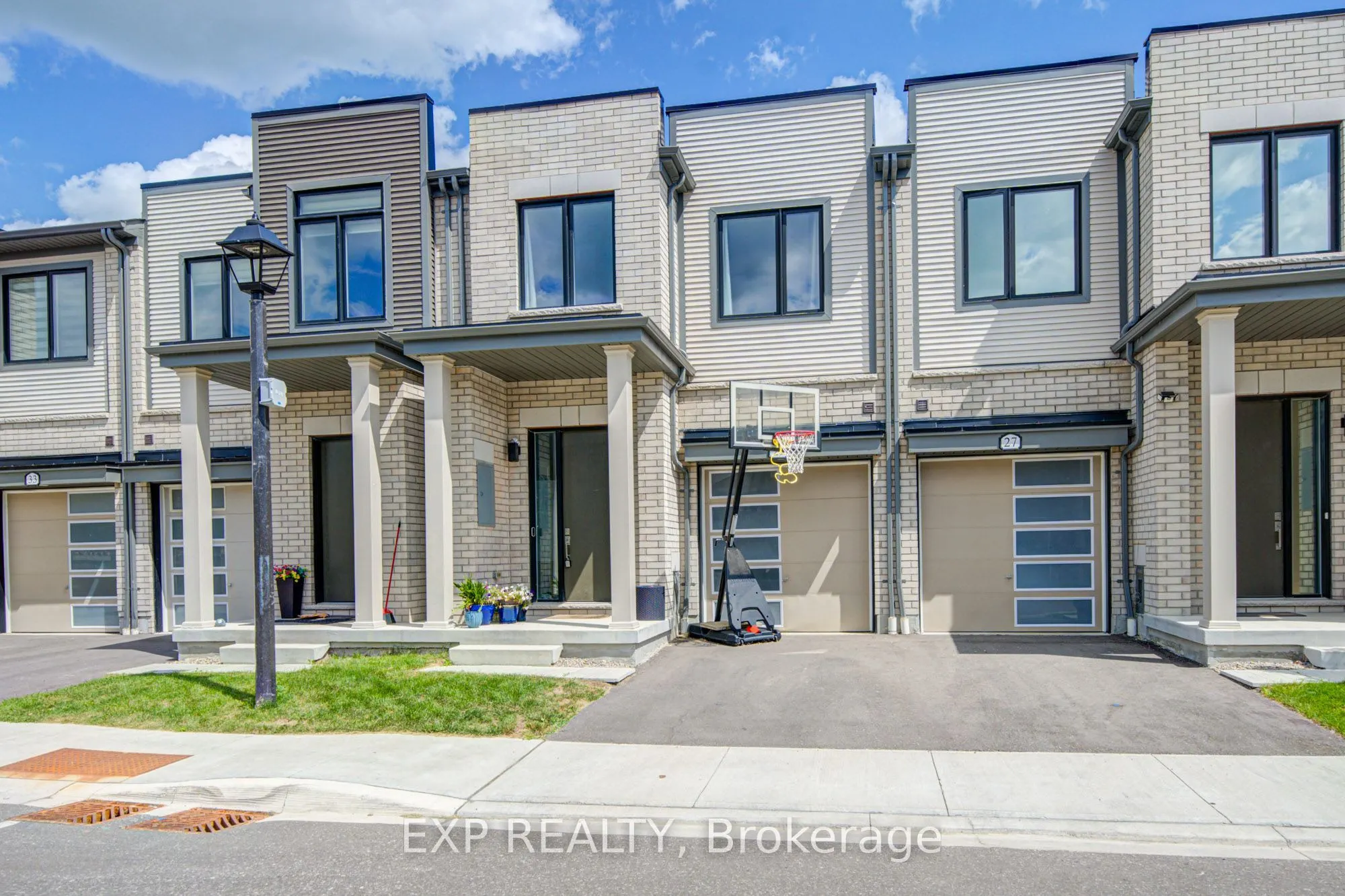 29 Sorbara Way