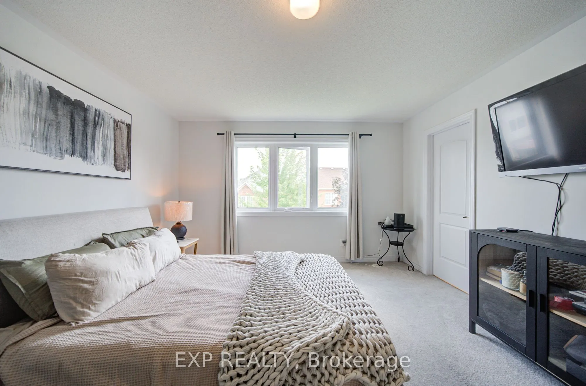 29 Sorbara Way