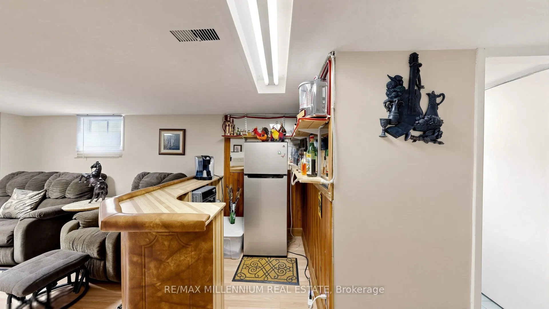 1159 Woodbine Avenue
