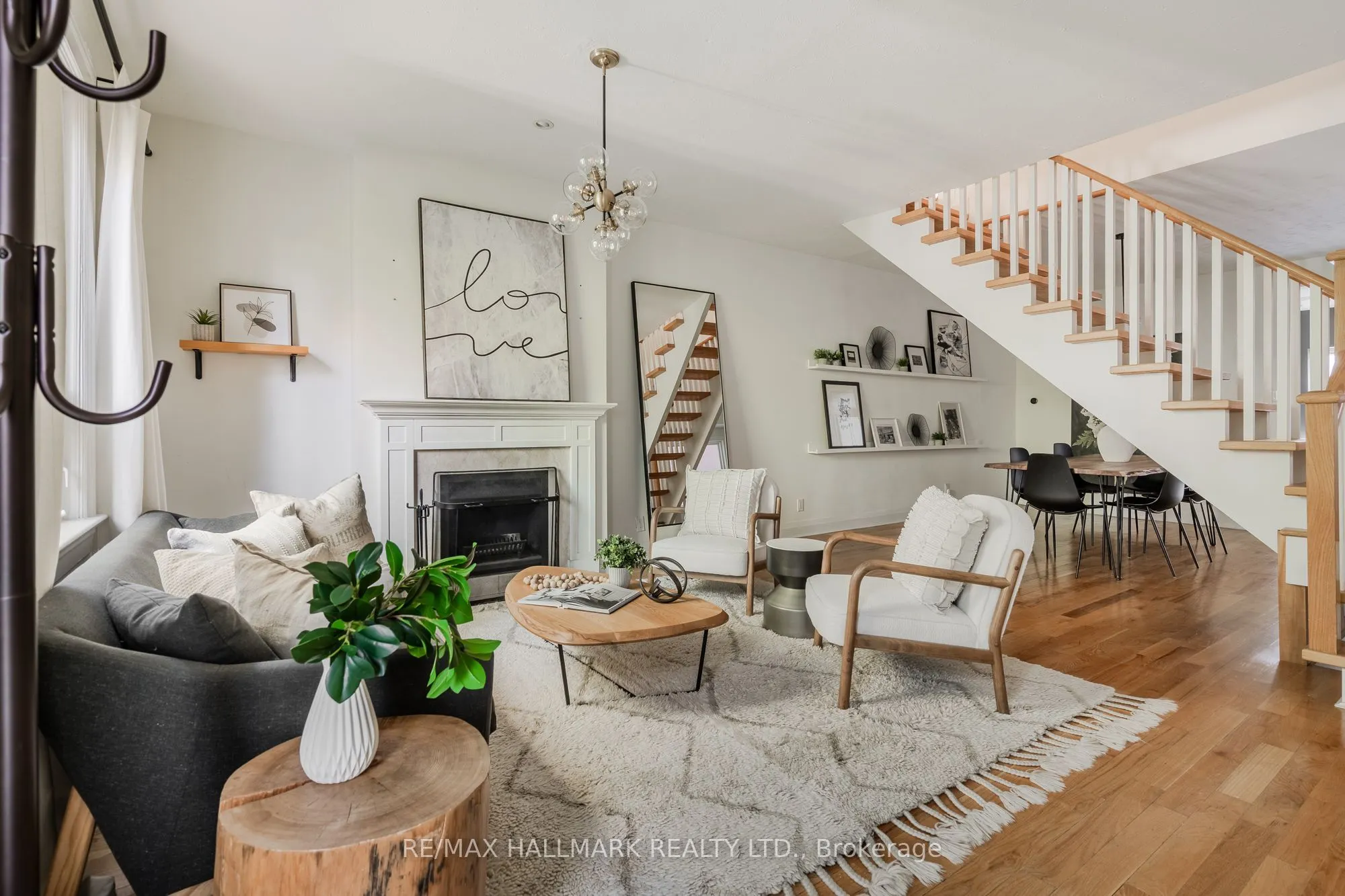 9 Prust Avenue