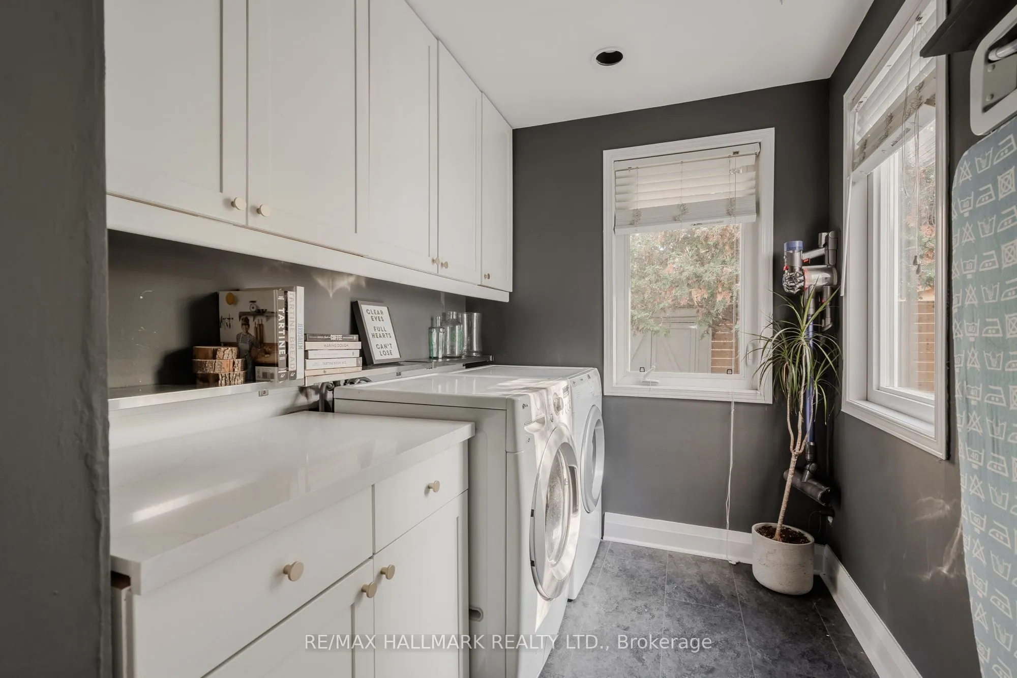 9 Prust Avenue