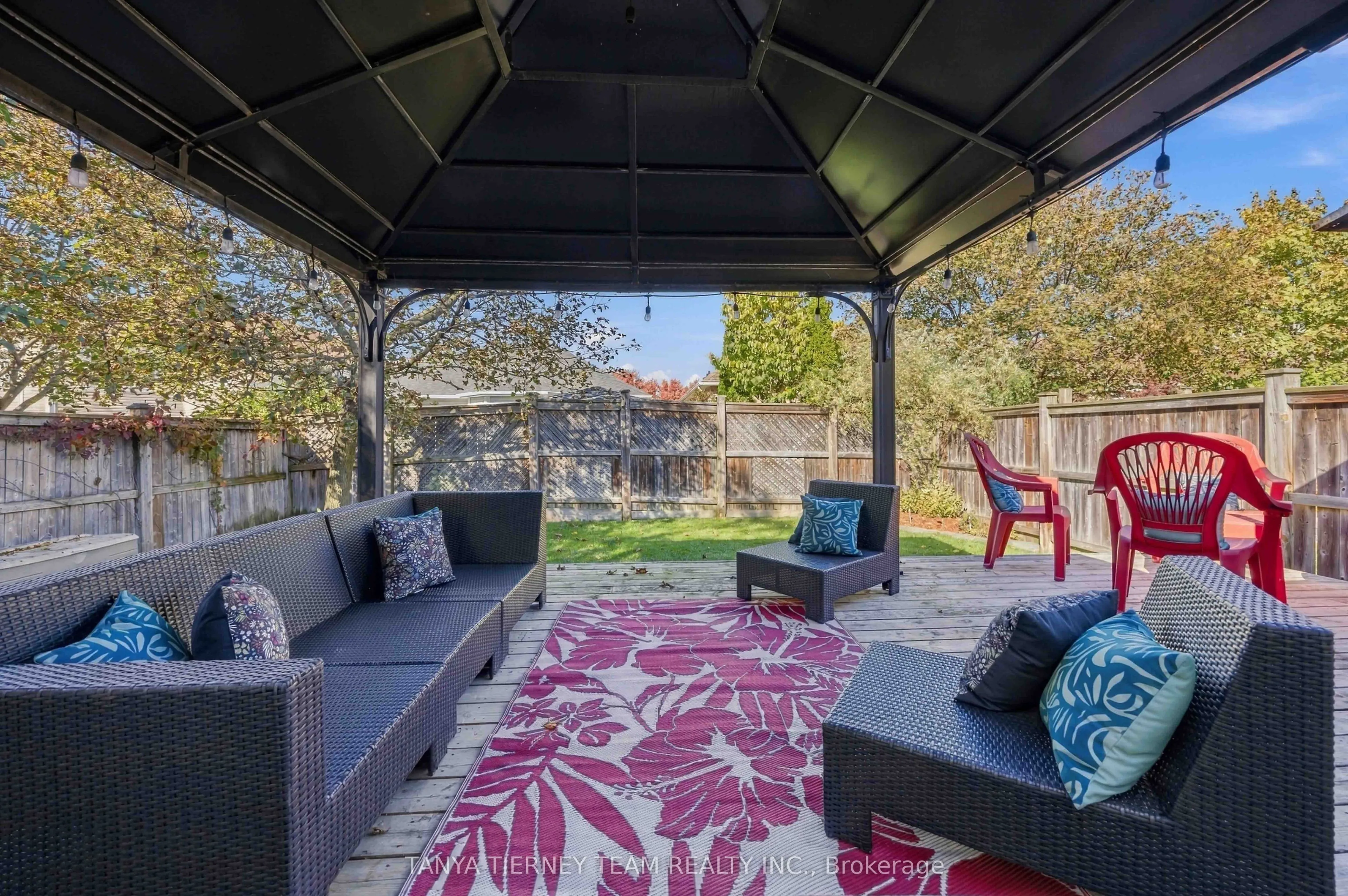 47 Mikayla Crescent