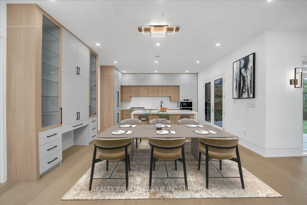 2 Kingsbury Crescent