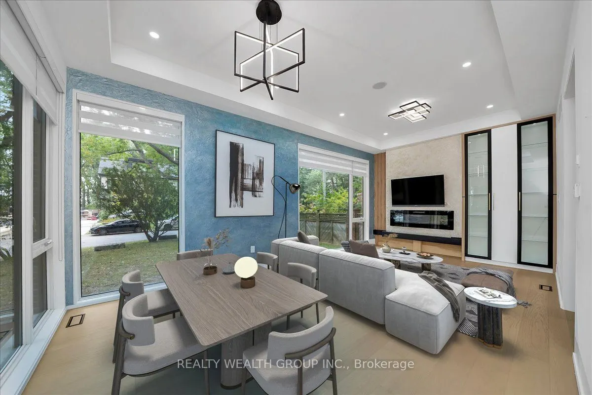 2 Kingsbury Crescent