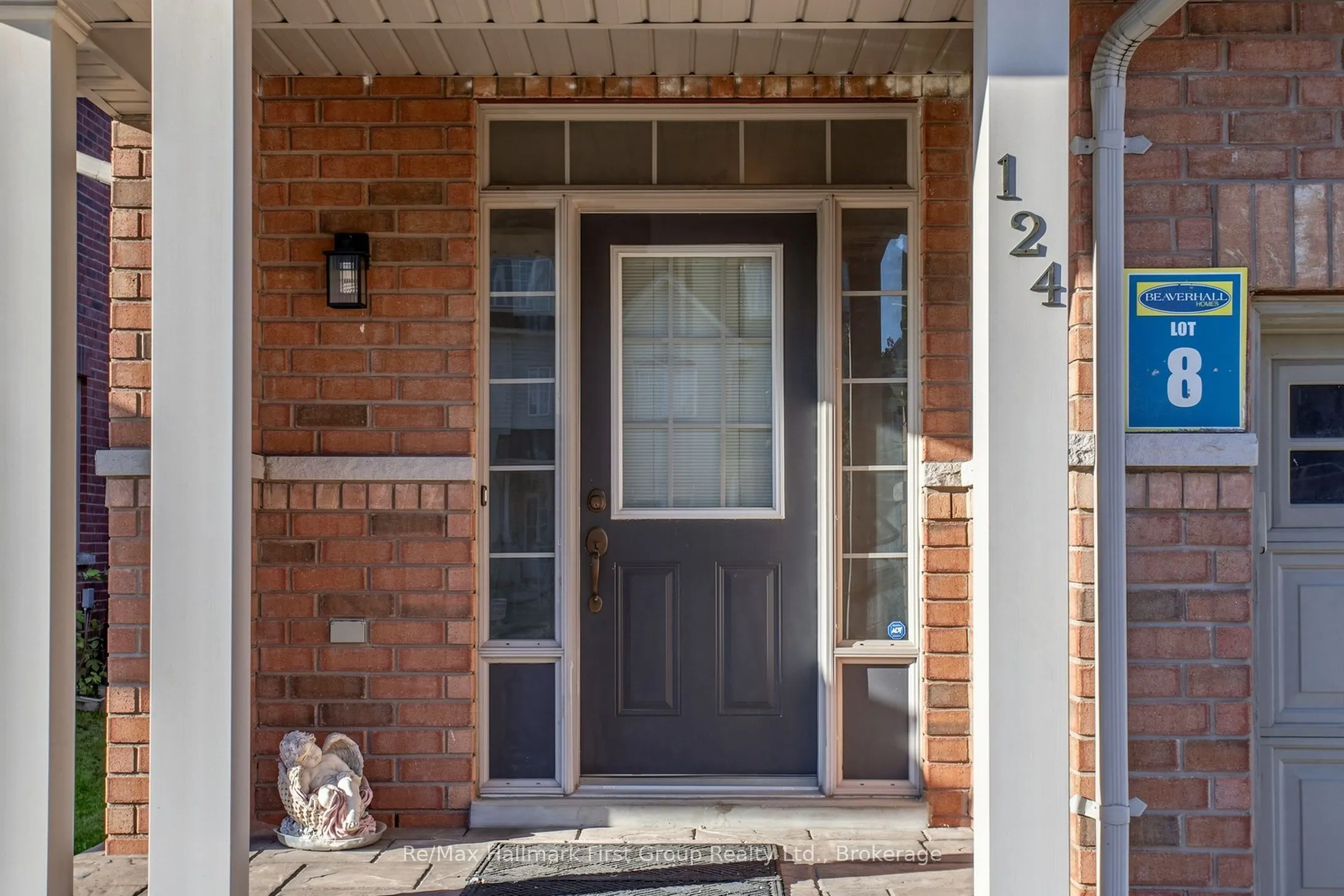 124 Kenneth Hobbs Avenue