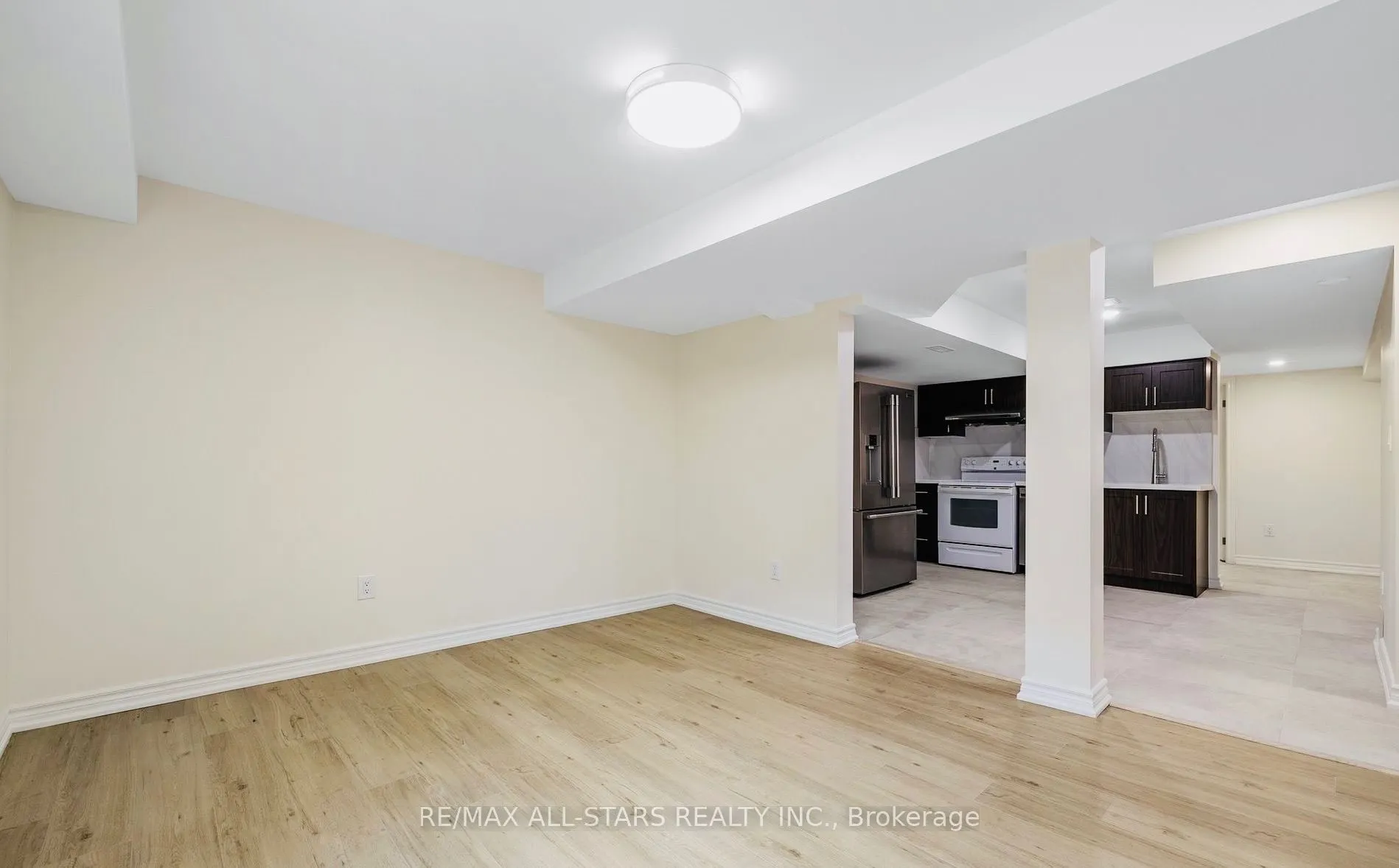 23 Hyacinth Crescent #Basement