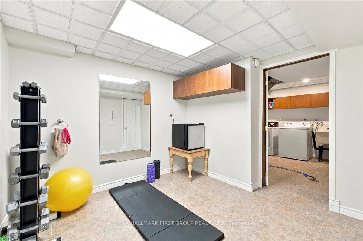 23 Flowers Crescent