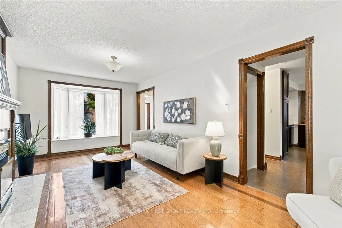 23 Flowers Crescent