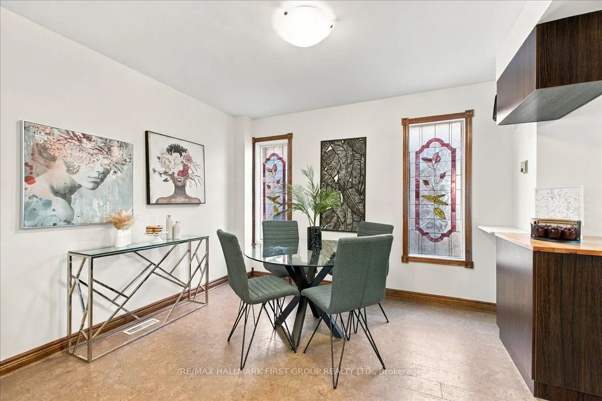23 Flowers Crescent