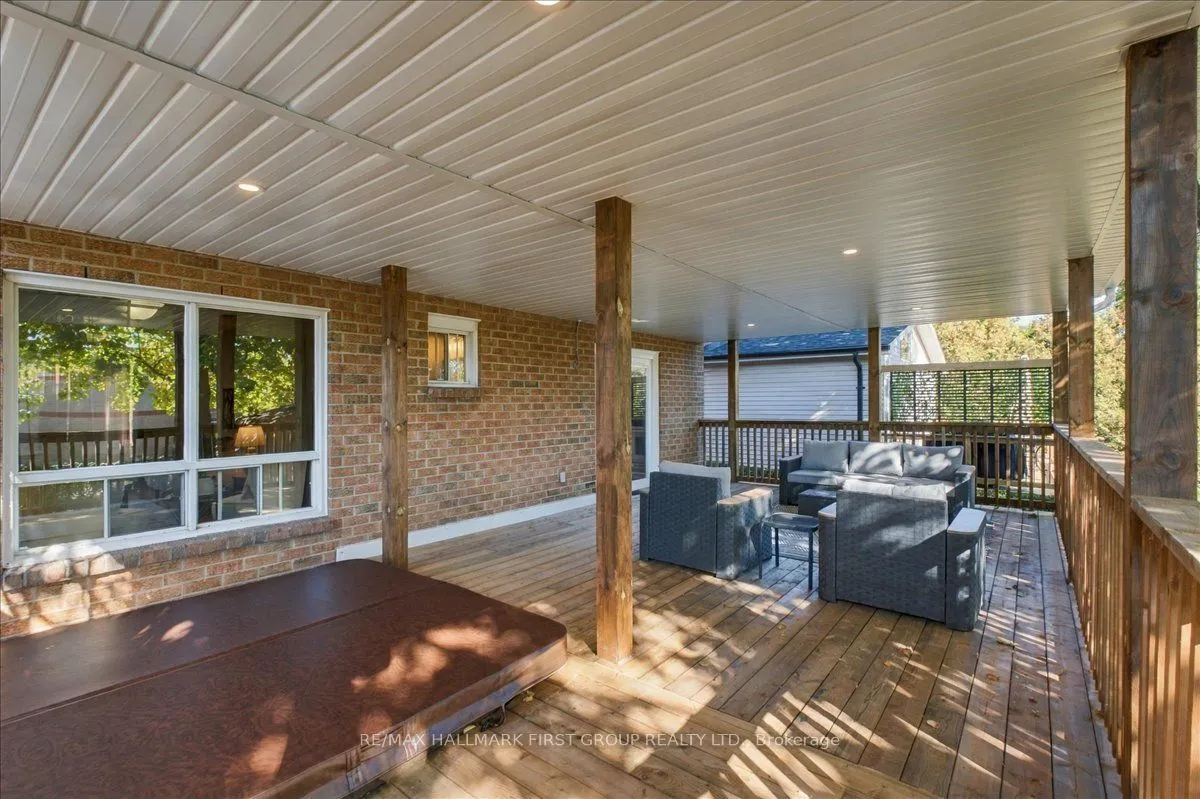 23 Flowers Crescent