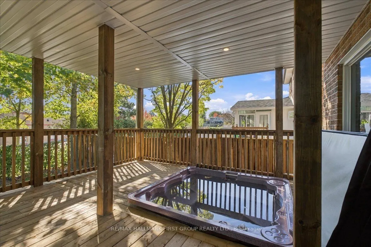 23 Flowers Crescent