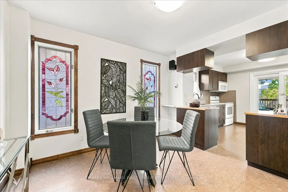 23 Flowers Crescent