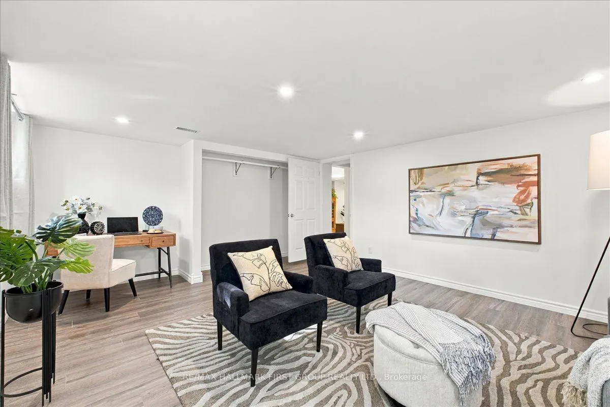 23 Flowers Crescent