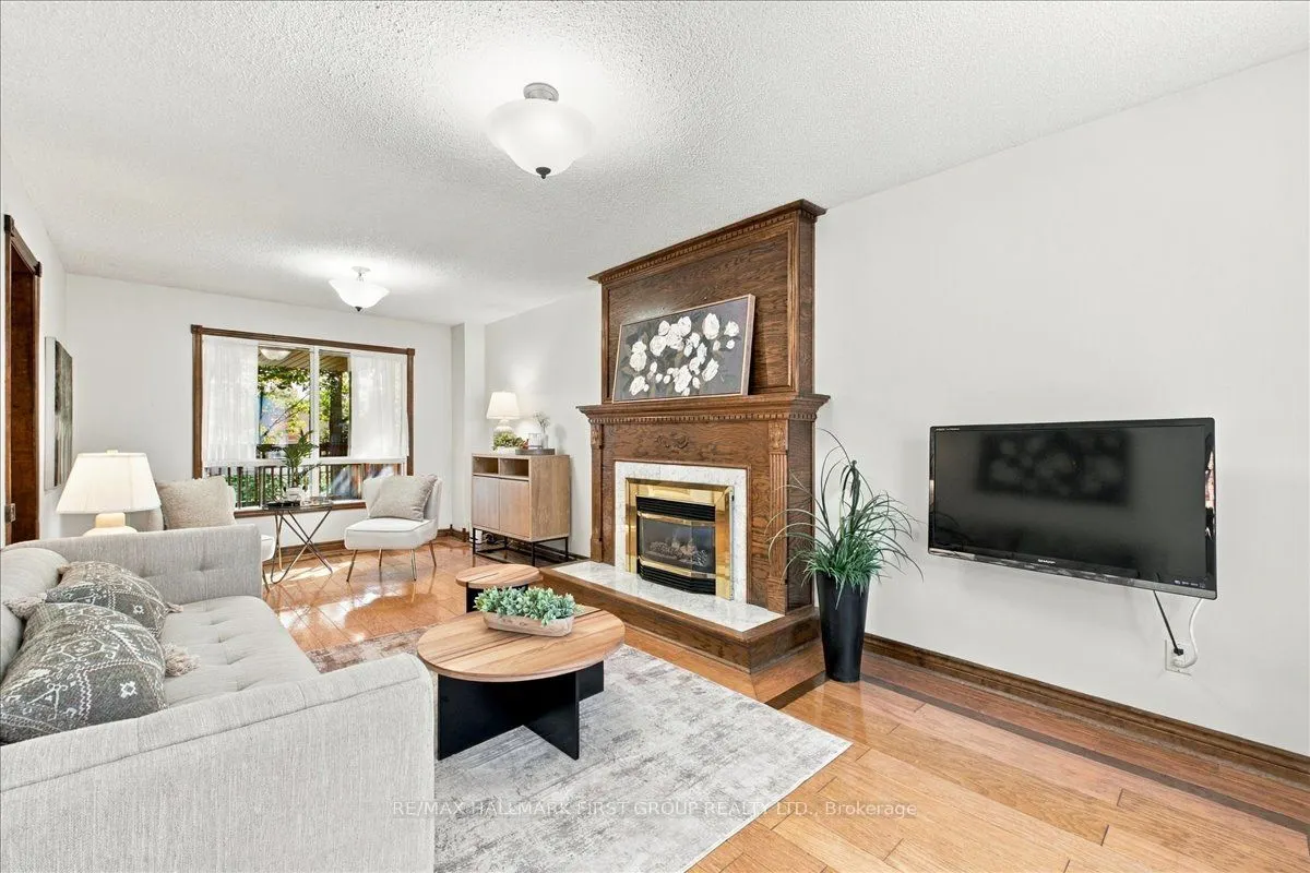 23 Flowers Crescent