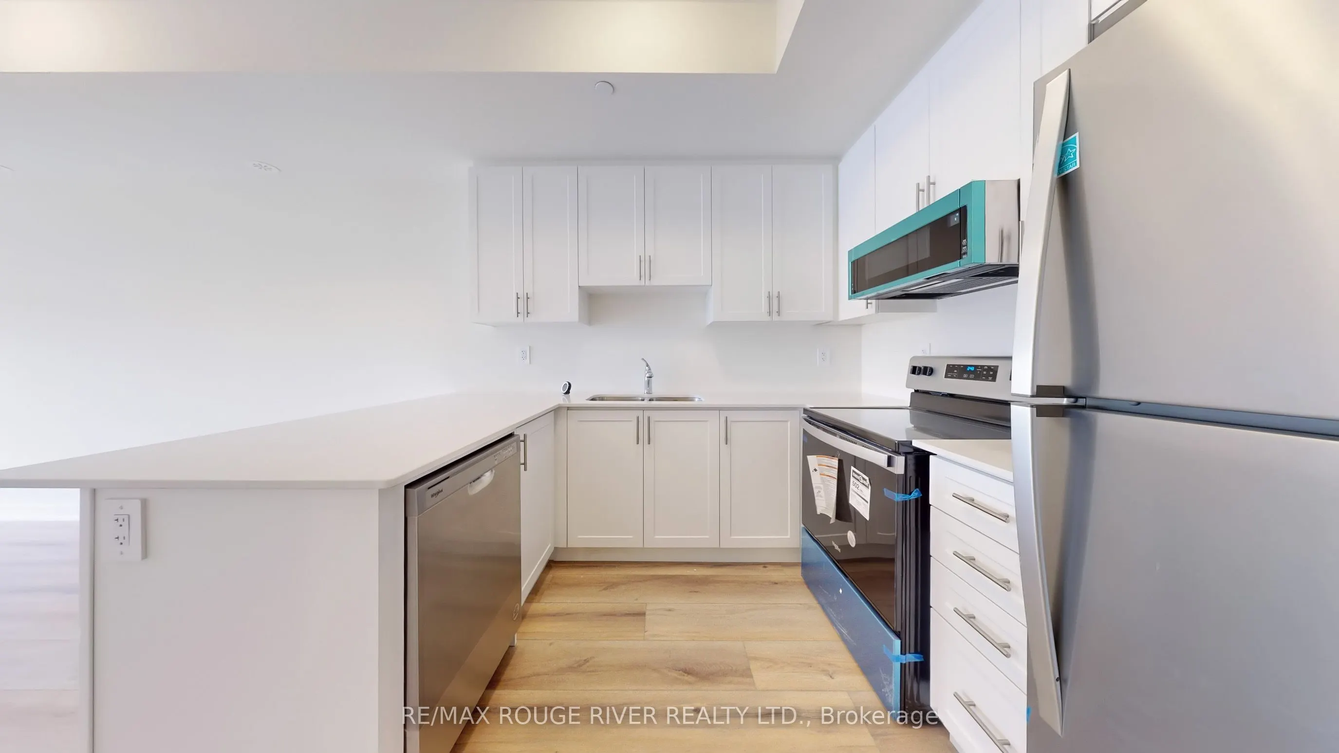 1695 Dersan Street #308