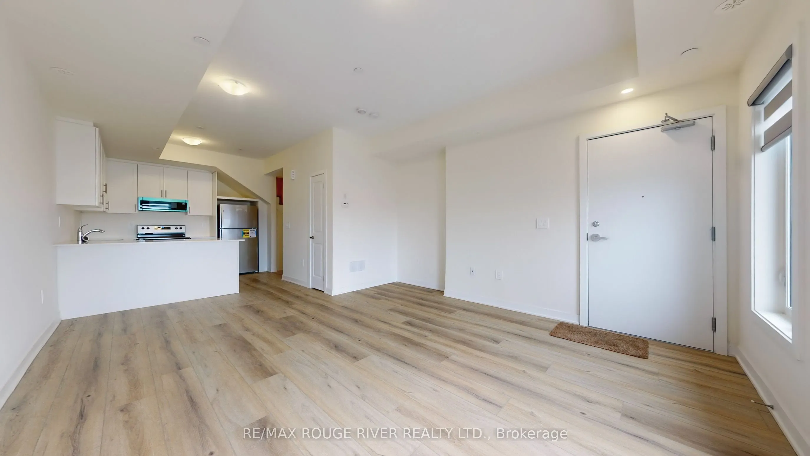 1695 Dersan Street #308