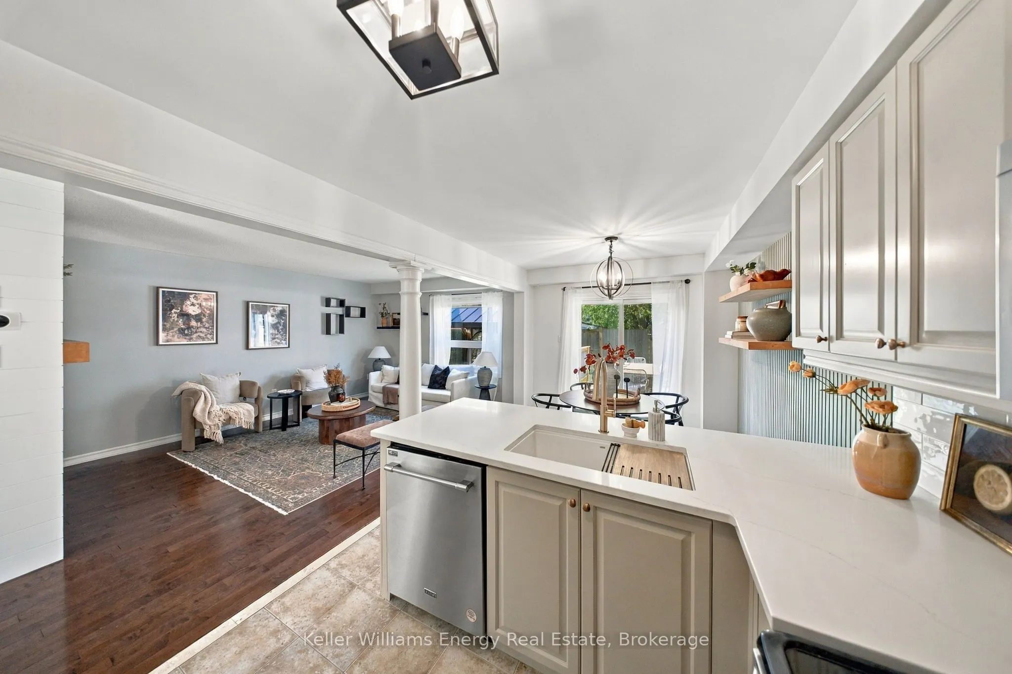 8 Quackenbush Street