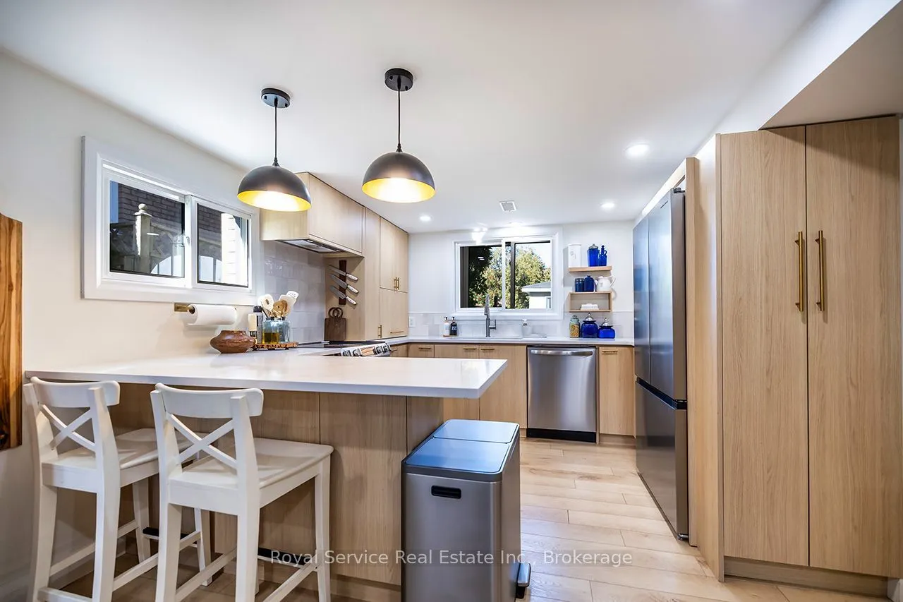 102 Foxhunt Trail
